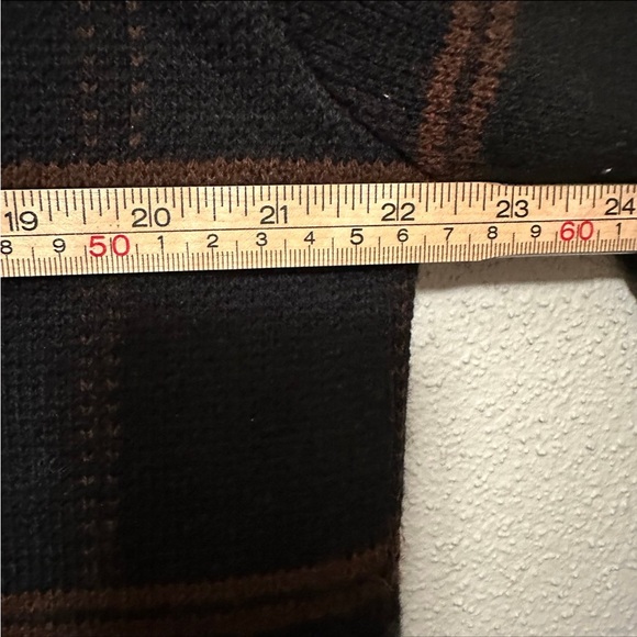 Classic Elements Embroidered Plaid Floral Cardigan Sweater - XL - Picture 7 of 9